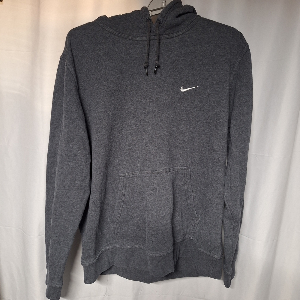 Nike Gray Hoodie Warm Comfort.